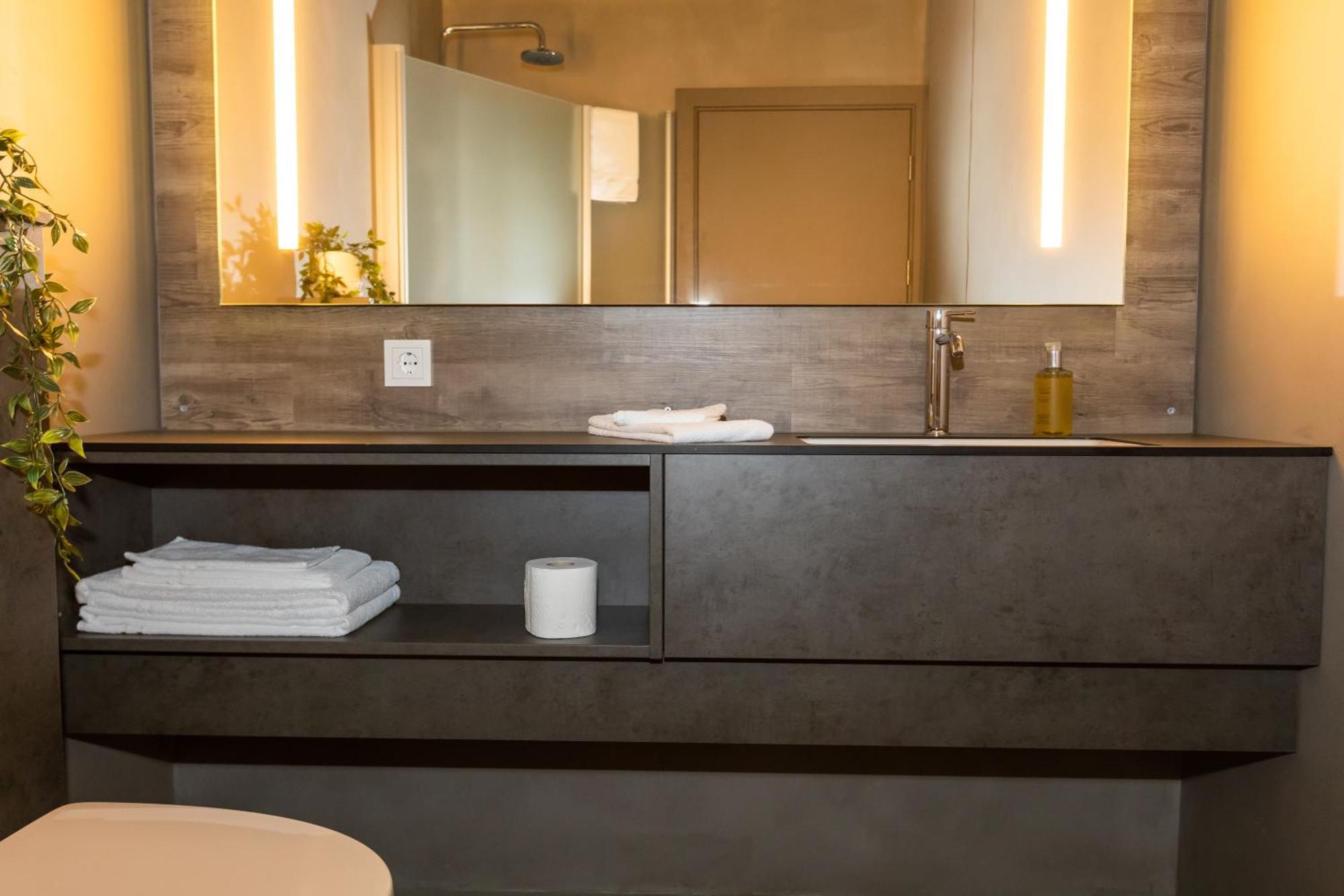 Hotel Halond Акурейри Екстериор снимка